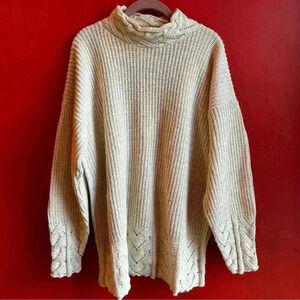 Vintage oversize thick cream turtleneck sweater with gold lurex